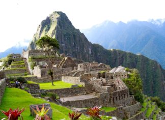 Top 10 Incredibly Fascinating Historical Sites Around The World