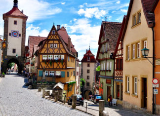 12 Incredibly Beautiful Fairy Tale Hamlets That You Can Visit