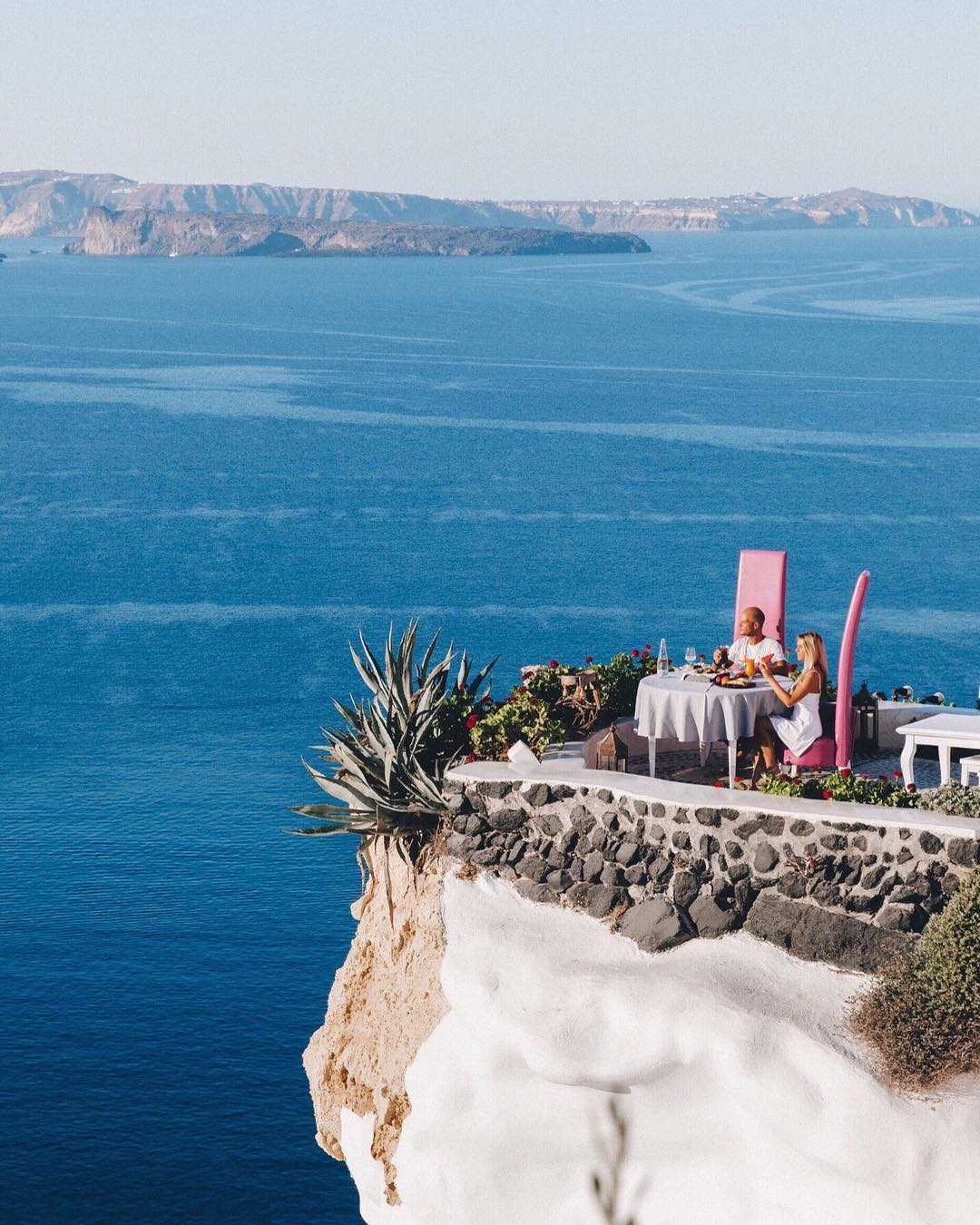 19 Most Romantic Honeymoon Destinations in the World Add