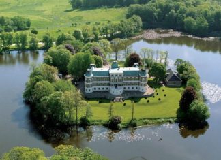 19 Gorgeous Europe Castle Hotels That Will Make Your Jaw Drop