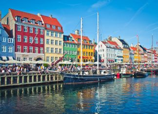 Top 10 Most Colorful Cities On Earth