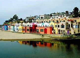 America’s Most Charming Seaside Towns Ever