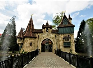 10 Must-See Fairy-Tale Destinations for Feminists fairy